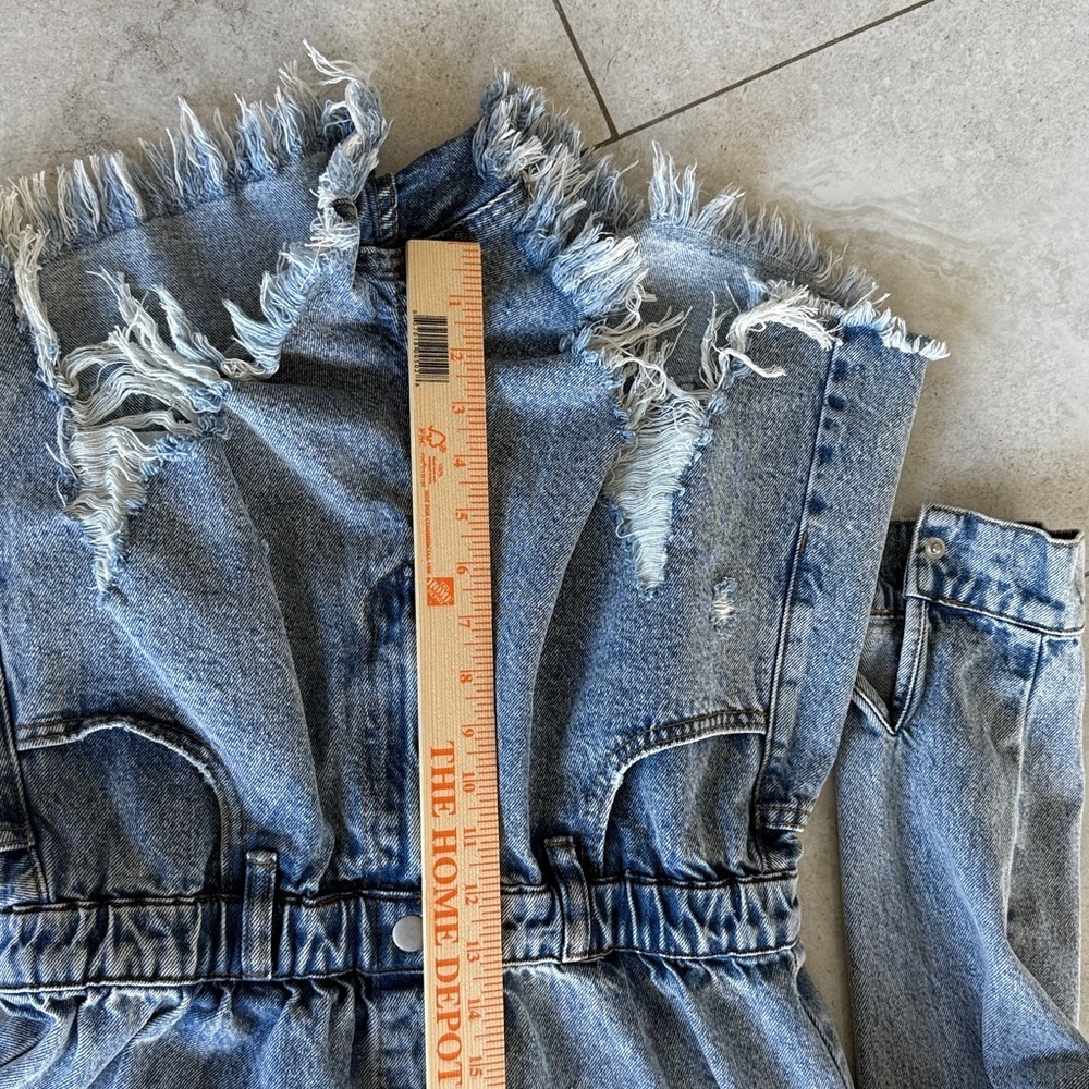 .idem ditto Denim Distressed Women’s Long Sleeve Romper in Vintage Blue Sz M NWT - Picture 12 of 12
